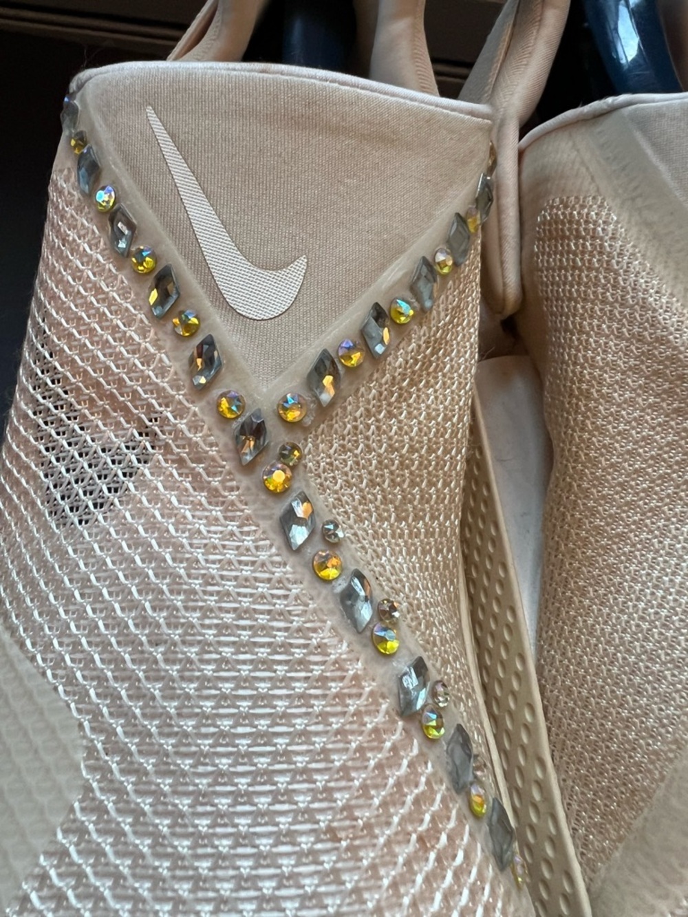 Nike Go Flyease Shoes Sanddrift Ivory White Womens Size 10.5 - Picture 3 of 10